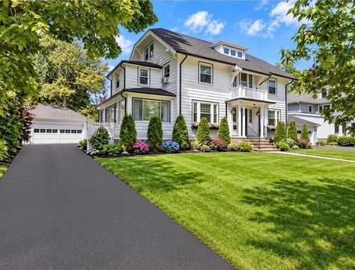 14 Stratford Rd, Melrose, MA, 02176-3511 | Card Image