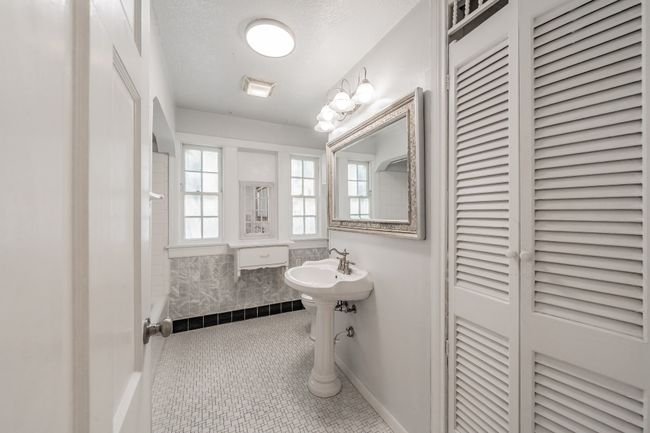3005 6 Th Ave, House other with 5 bedrooms, 3 bathrooms and null parking in Fort Worth TX | Image 19