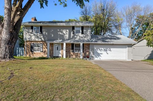 5216 W 70th St, Edina, MN, 55439-2109 | Card Image