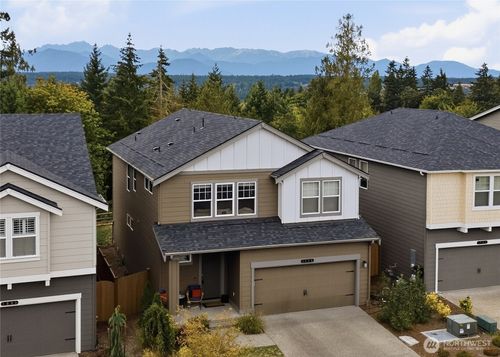 1685 Ne Halden Glen Dr, Poulsbo, WA, 98370-5508 | Card Image