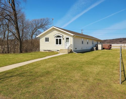 304 Breezy Point Drive, PARDEEVILLE, WI, 53954 | Card Image