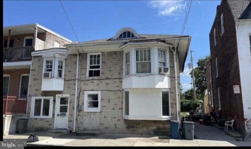 209 S West St, YORK, PA, 17401-3739 | Card Image