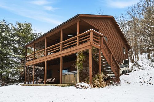 6321 Rk Miller Rd, Logan, OH, 43138-8982 | Card Image