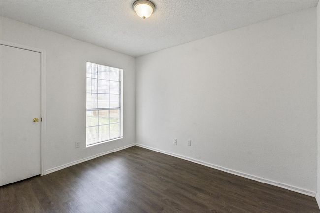 Secondary bedroom #1 | Image 18