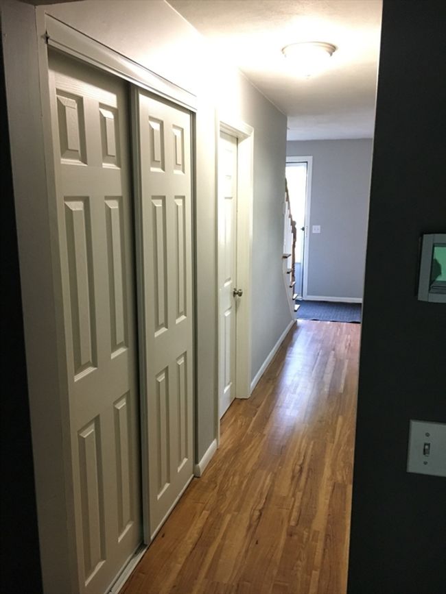 66 Locust Ave, Home with 4 bedrooms, 4 bathrooms and 4 parking in Worcester MA | Image 28