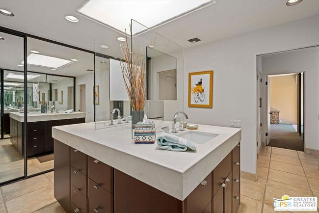 630 Hospitality Dr, Condo with 3 bedrooms, 3 bathrooms and 2 parking in Rancho Mirage CA | Image 45