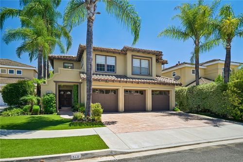 560 Breckenridge Pl, Simi Valley, CA, 93065-7046 | Card Image
