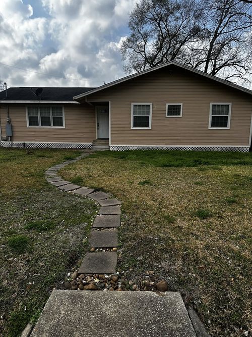 5896 Tyrrell Park Rd, Beaumont, TX, 77705-6828 | Card Image