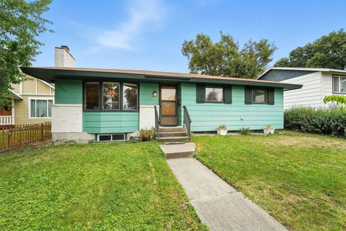 3308 W Kiernan Ave, Spokane, WA, 99205-2134 | Card Image