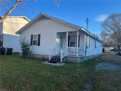 219 Cobb St, Franklin, VA, 23851-2513 | Card Image