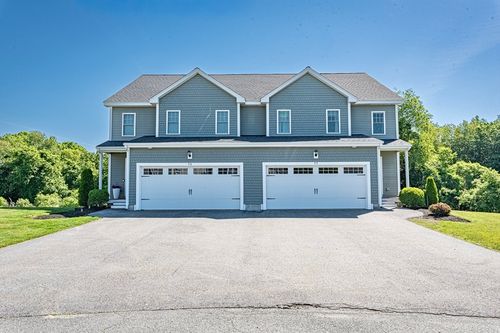 77-77 Riverside Dr, Lakeville, MA, 02347-3625 | Card Image