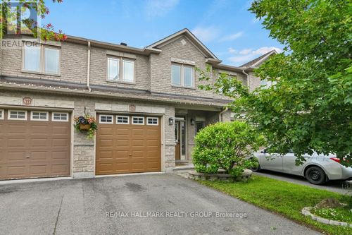 679 Percifor Way, Ottawa, ON, K1W0E2 | Card Image