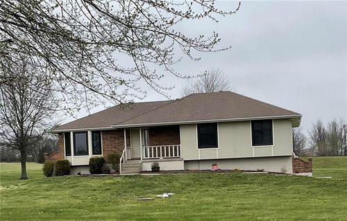 13512 E 198th St, Peculiar, MO, 64078-9006 | Card Image