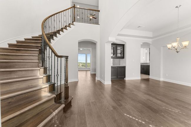 4217 Gallego Cir, House other with 5 bedrooms, 4 bathrooms and 3 parking in Bee Cave TX | Image 5