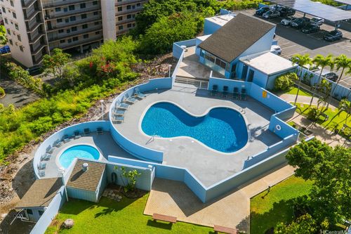 apt-302-3045 Ala Napuaa Pl, Honolulu, HI, 96818-2709 | Card Image