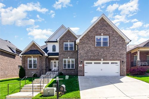 513 Summit View Cir, Clarksville, TN, 37043-5999 | Card Image