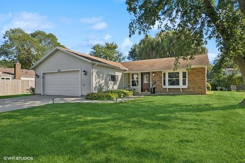 203 E Timberlane Drive, Palatine, IL, 60067 | Card Image