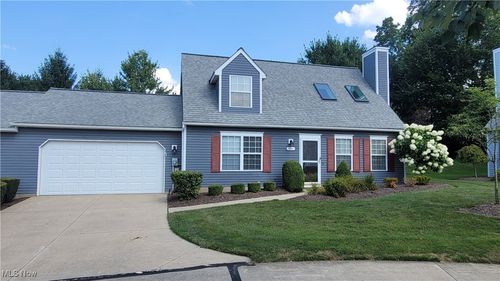 9041 Twin Hills Pkwy, Twinsburg, OH, 44087-1783 | Card Image