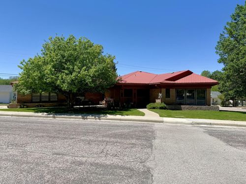103 Park Ave, Wheatland, WY, 82201-3319 | Card Image