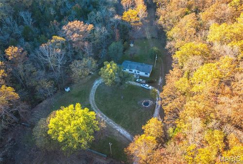 875 Walnut St, Newburg, MO, 65550-9489 | Card Image