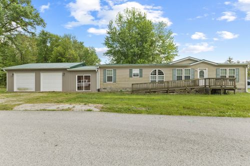 909 E Lincoln St, Hymera, IN, 47855-5570 | Card Image