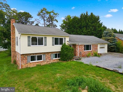 109 Wythe Ave, STEPHENS CITY, VA, 22655-5908 | Card Image