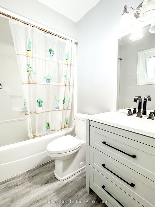 99 Sherryl Cres, House other with 3 bedrooms, 3 bathrooms and 4 parking in North Bay ON | Image 10