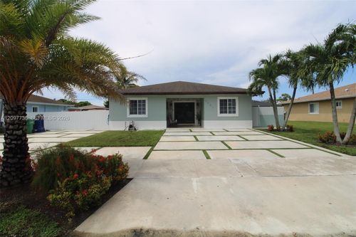 3481 Nw 212th St, Miami Gardens, FL, 33056-1017 | Card Image