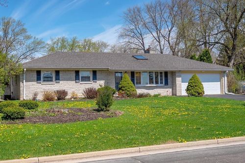424 Andrews Street, Mukwonago, WI, 53149 | Card Image