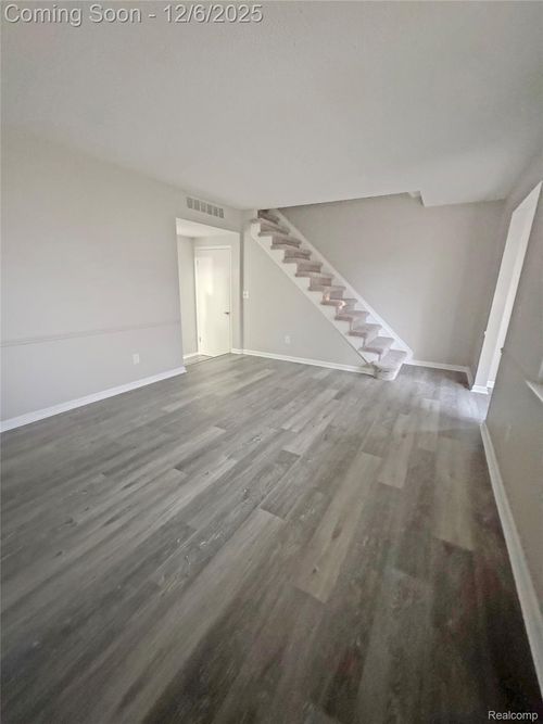 19767 Hayes Ct, Northville, MI, 48167-2503 | Card Image