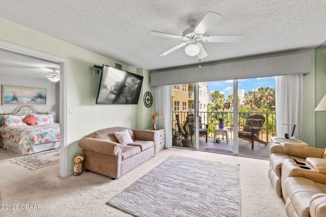 APT-308C - 4 Oceans West Blvd, Condo with 2 bedrooms, 2 bathrooms and null parking in Daytona Beach Shores FL | Image 4