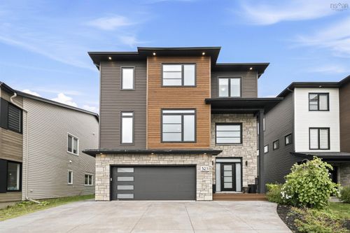 325 Starboard Drive, House with 5 bedrooms, 4 bathrooms and 2 parking in Halifax NS | Card Image