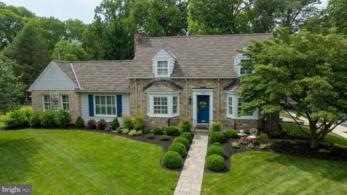 1067 Helen Ave, LANCASTER, PA, 17601-5113 | Card Image