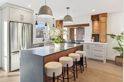 27-32 Birch Brook Lndg, Lynn, MA, 01905-3157 | Card Image