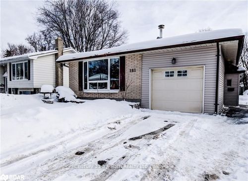 181 Rose St, Barrie, ON, L4M2T8 | Card Image