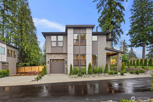 2-5008 114th Avenue Ne, Kirkland, WA, 98033 | Card Image