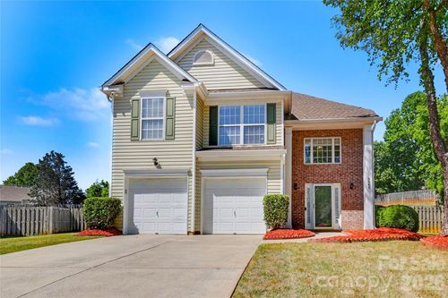 9943 Gray Dove Ct, Charlotte, NC, 28216-5620 | Card Image