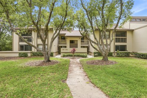 130-130 Woodlake Wynde, Oldsmar, FL, 34677-2108 | Card Image
