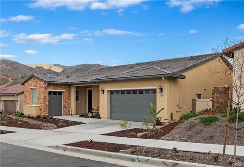 11669 Ambling Way, Corona, CA, 92883 | Card Image