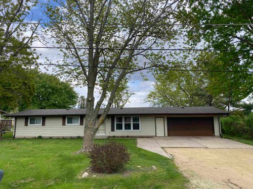 1367 Robert Drive, Freeport, IL, 61032 | Card Image