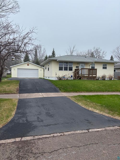 74 Edison Blvd, Silver Bay, MN, 55614 | Card Image