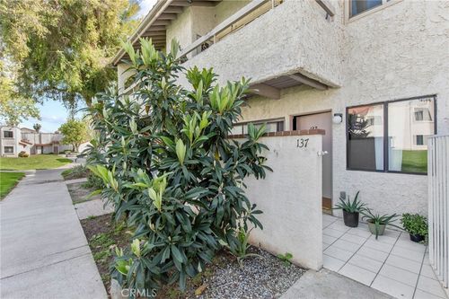 137-25019 Peachland Ave, Newhall, CA, 91321 | Card Image