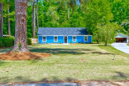 207 Woodlawn St, Walterboro, SC, 29488-3645 | Card Image