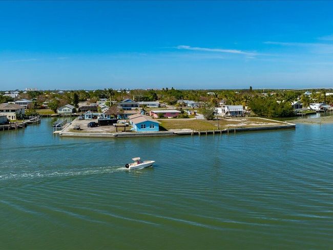 108 East Ct, Home with 0 bedrooms, 0 bathrooms and null parking in GOODLAND FL | Image 15