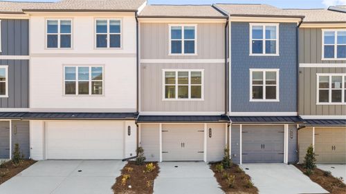 244 Asbury Oak Ln, Chattanooga, TN, 37419-2251 | Card Image