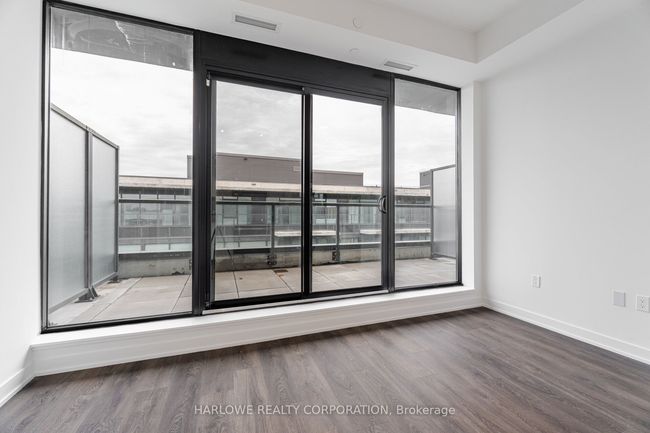 PH423-C - 1612 Charles St, Condo with 3 bedrooms, 2 bathrooms and 1 parking in Whitby ON | Image 9