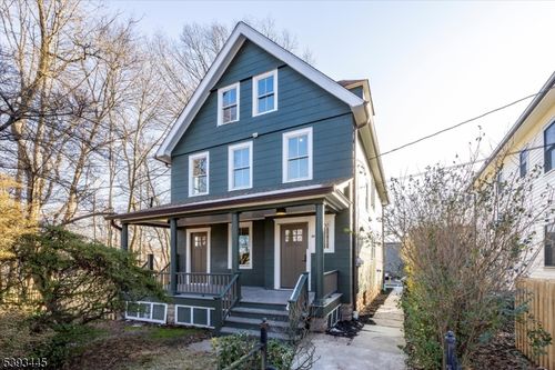 b-59 Chestnut St, Montclair, NJ, 07042-3803 | Card Image