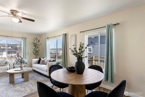 1428 E 32nd St, Tacoma, WA, 98404-4019 | Card Image