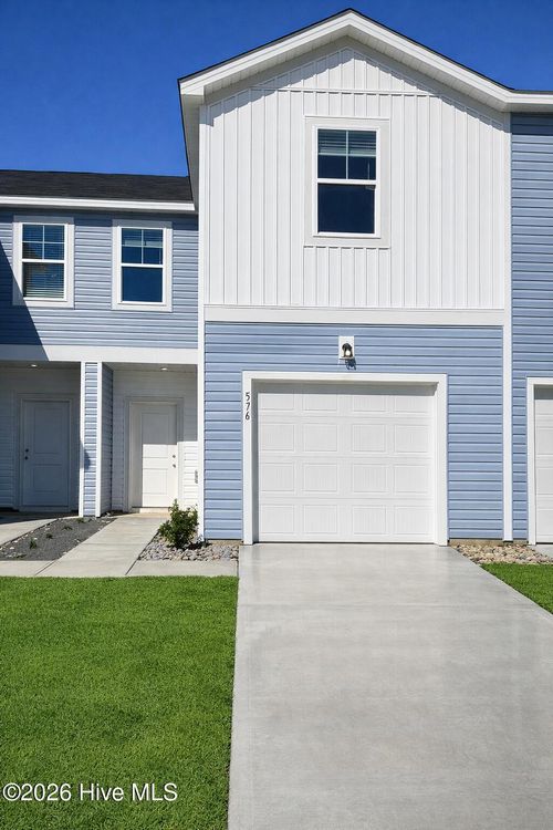 615 Sandy Hollow Drive, Jacksonville, NC, 28540 | Card Image