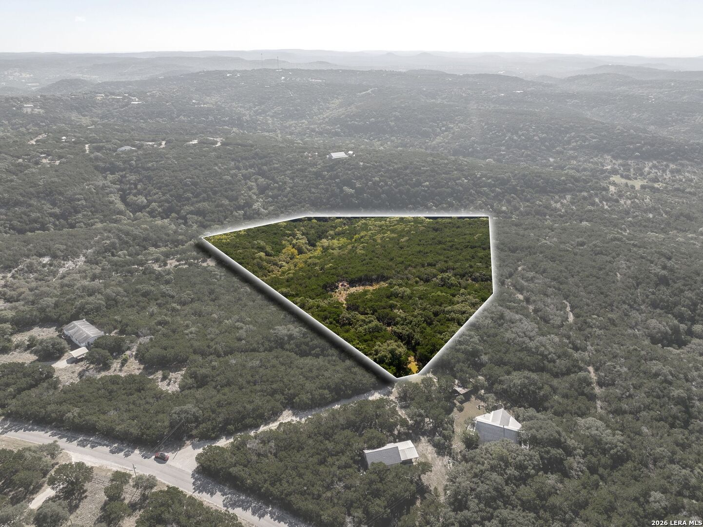 Land in Pipe Creek